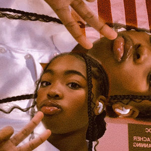 Meet your Posher, Dakota